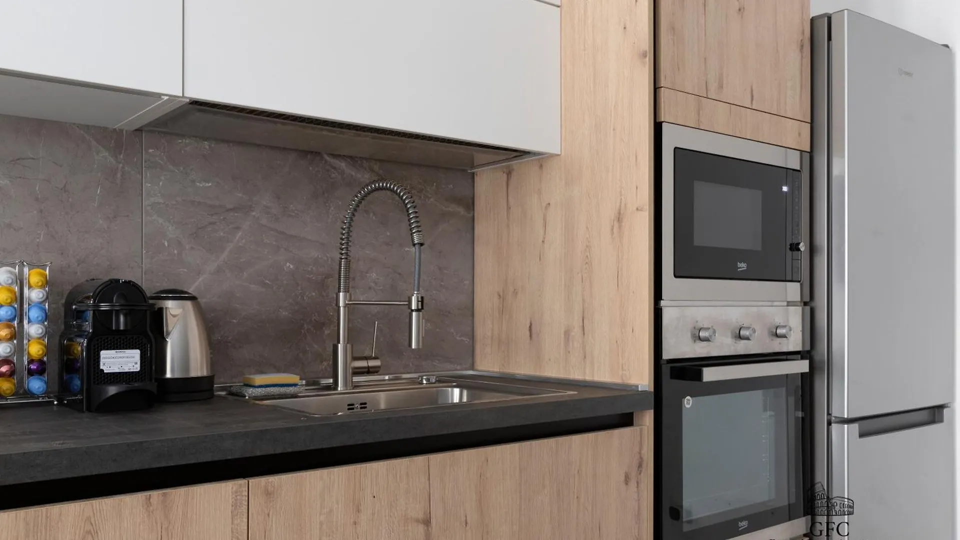 Gfc Eternal Rome Apartment - 5Min To Tiburtina Station Metrob, 2 Bathrooms, Terrace, A-C 0*,