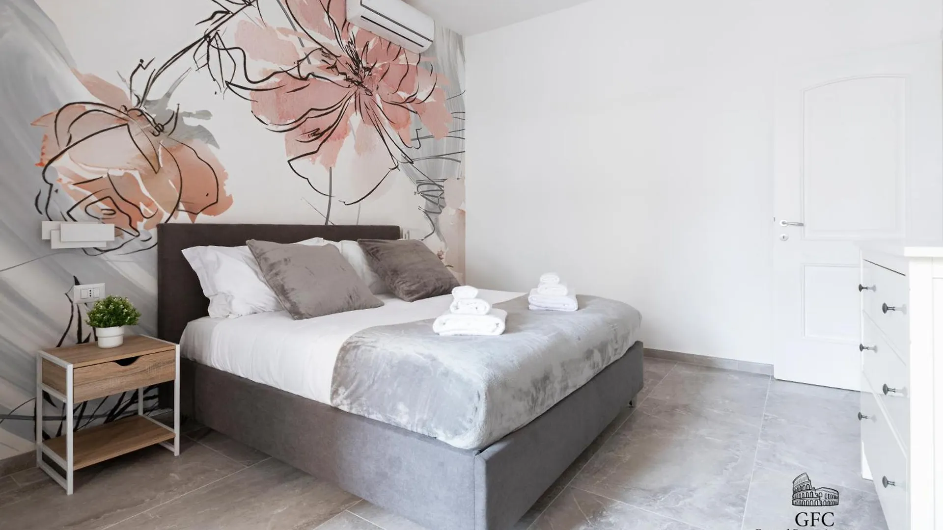 Gfc Eternal Rome Apartment - 5Min To Tiburtina Station Metrob, 2 Bathrooms, Terrace, A-C