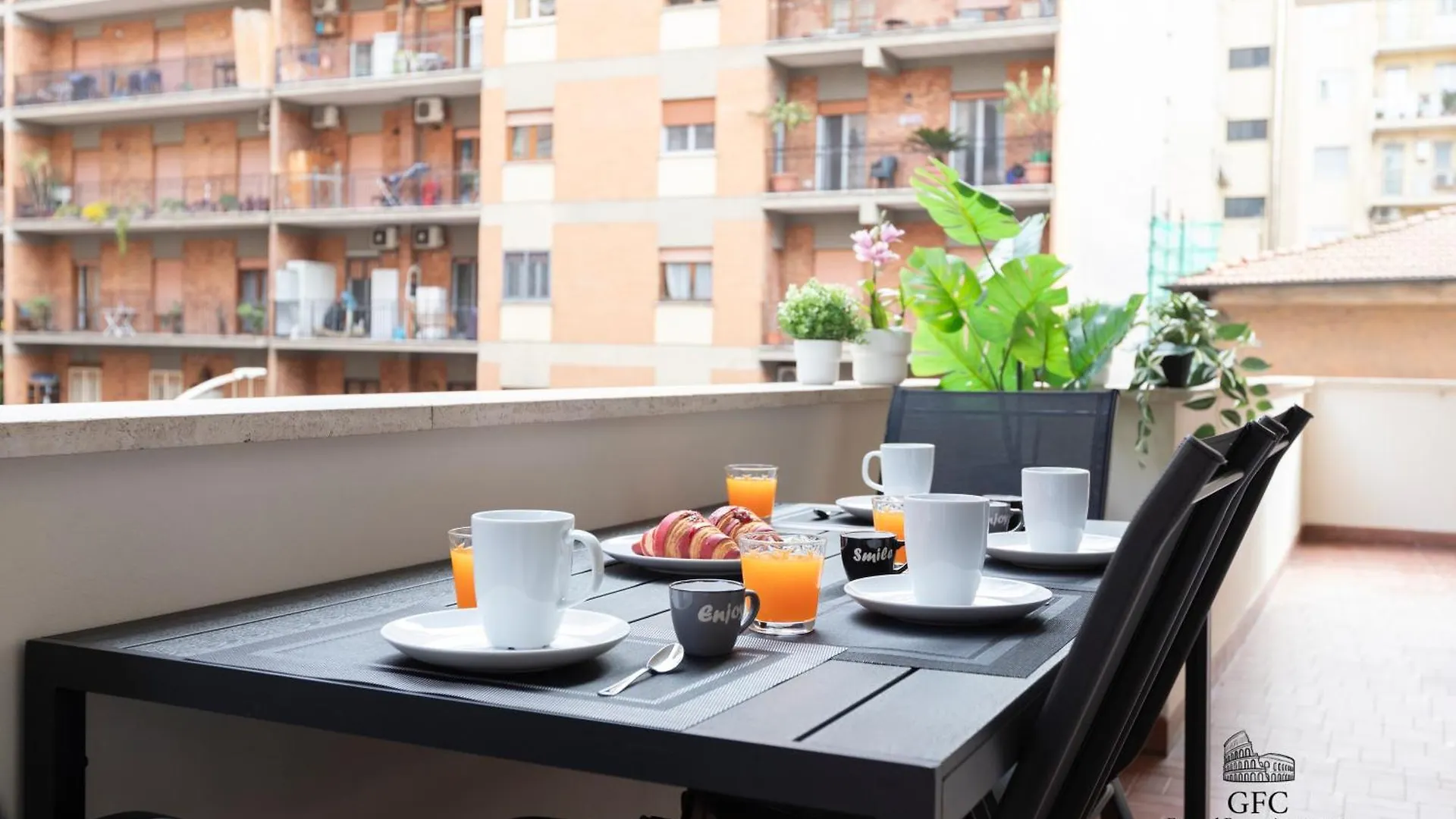 Gfc Eternal Rome Apartment - 5Min To Tiburtina Station Metrob, 2 Bathrooms, Terrace, A-C