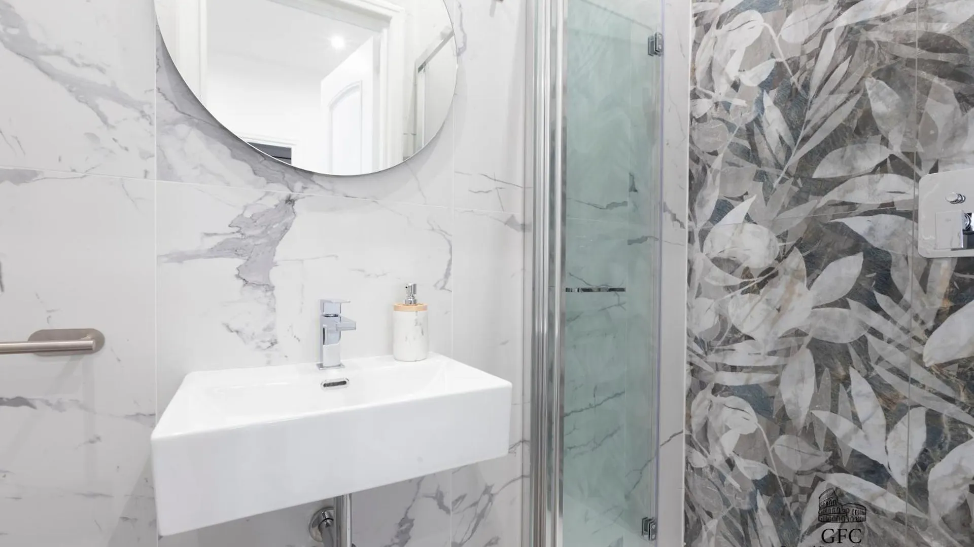 Gfc Eternal Rome Apartment - 5Min To Tiburtina Station Metrob, 2 Bathrooms, Terrace, A-C