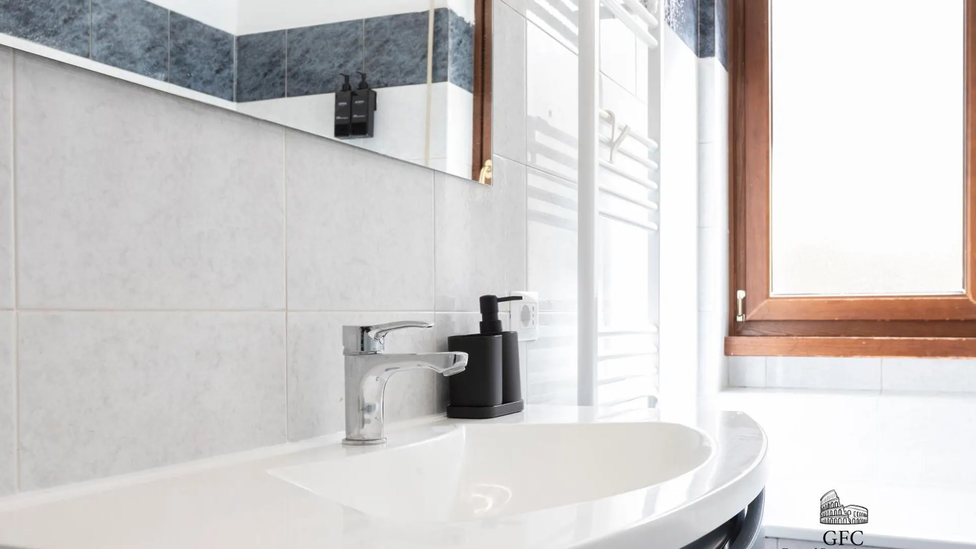 Gfc Eternal Rome Apartment - 5Min To Tiburtina Station Metrob, 2 Bathrooms, Terrace, A-C